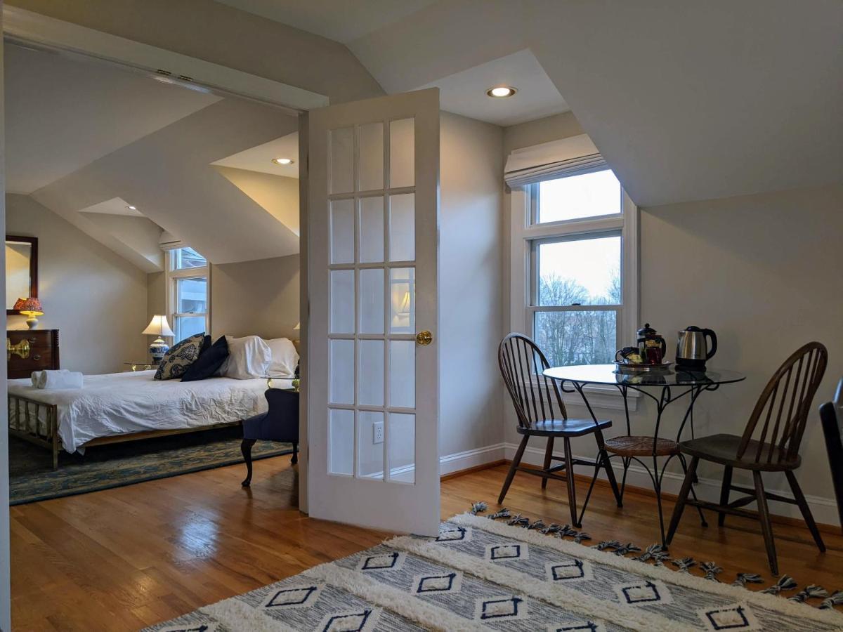Stanton House Inn 3*