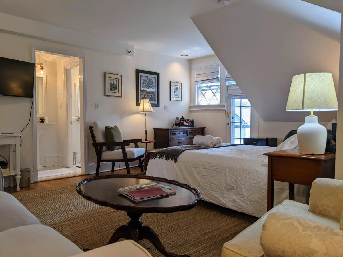 Stanton House Inn Greenwich