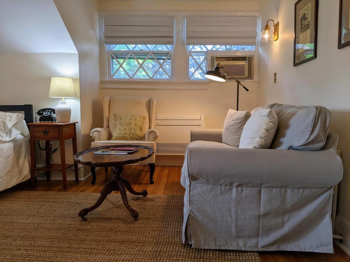 Stanton House 3*