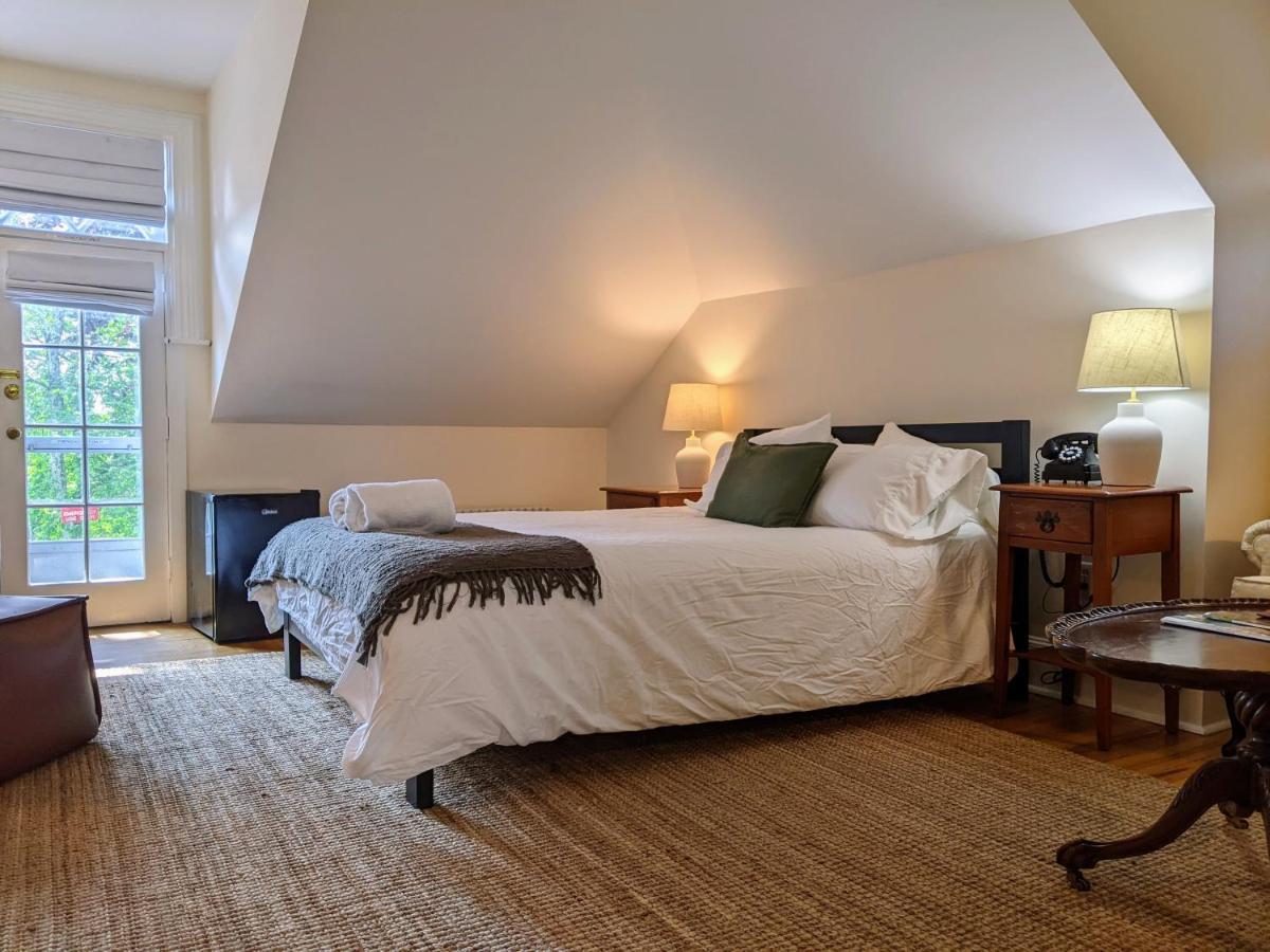 Stanton House Inn 3*