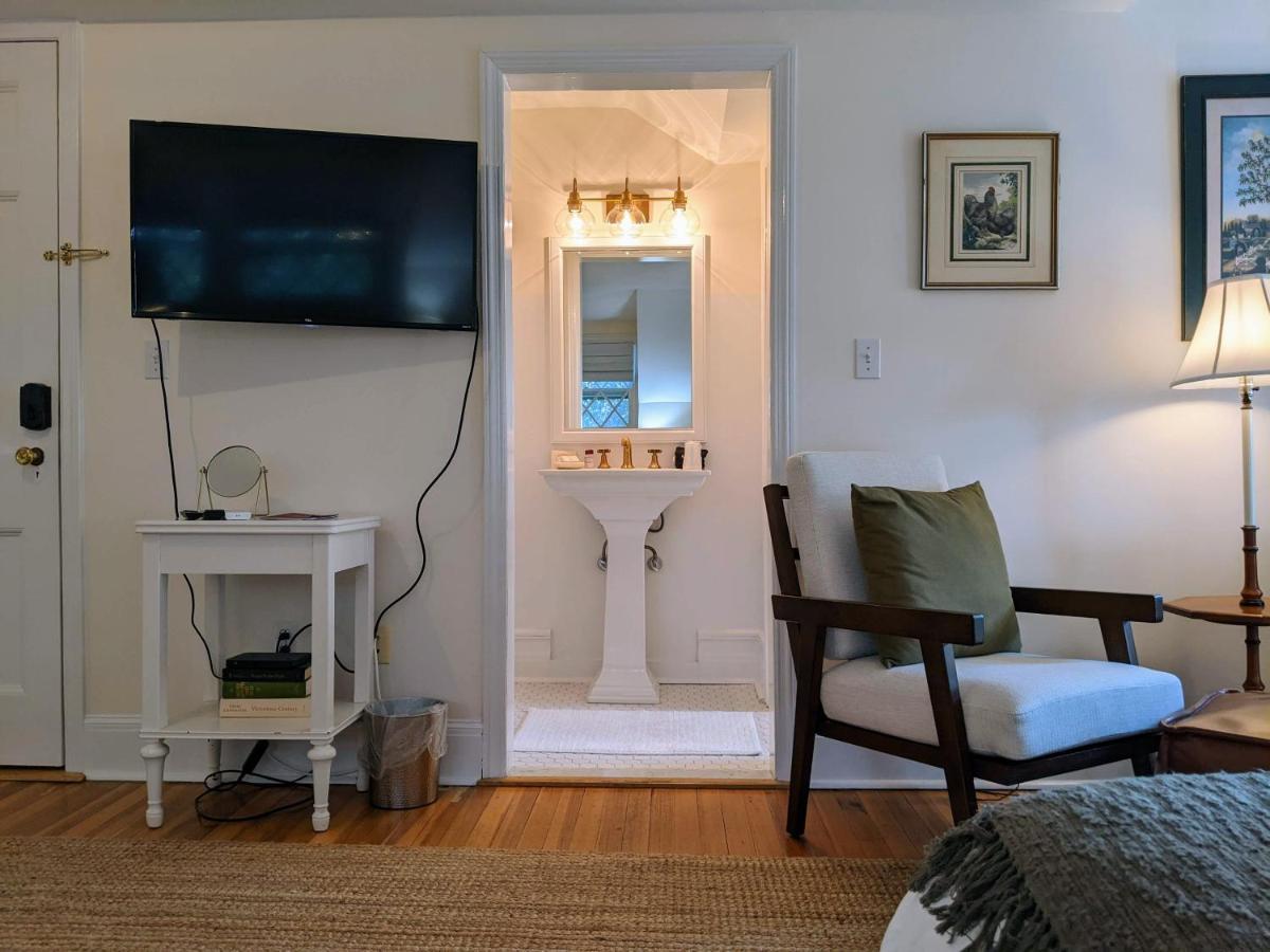 Stanton House Inn 3*
