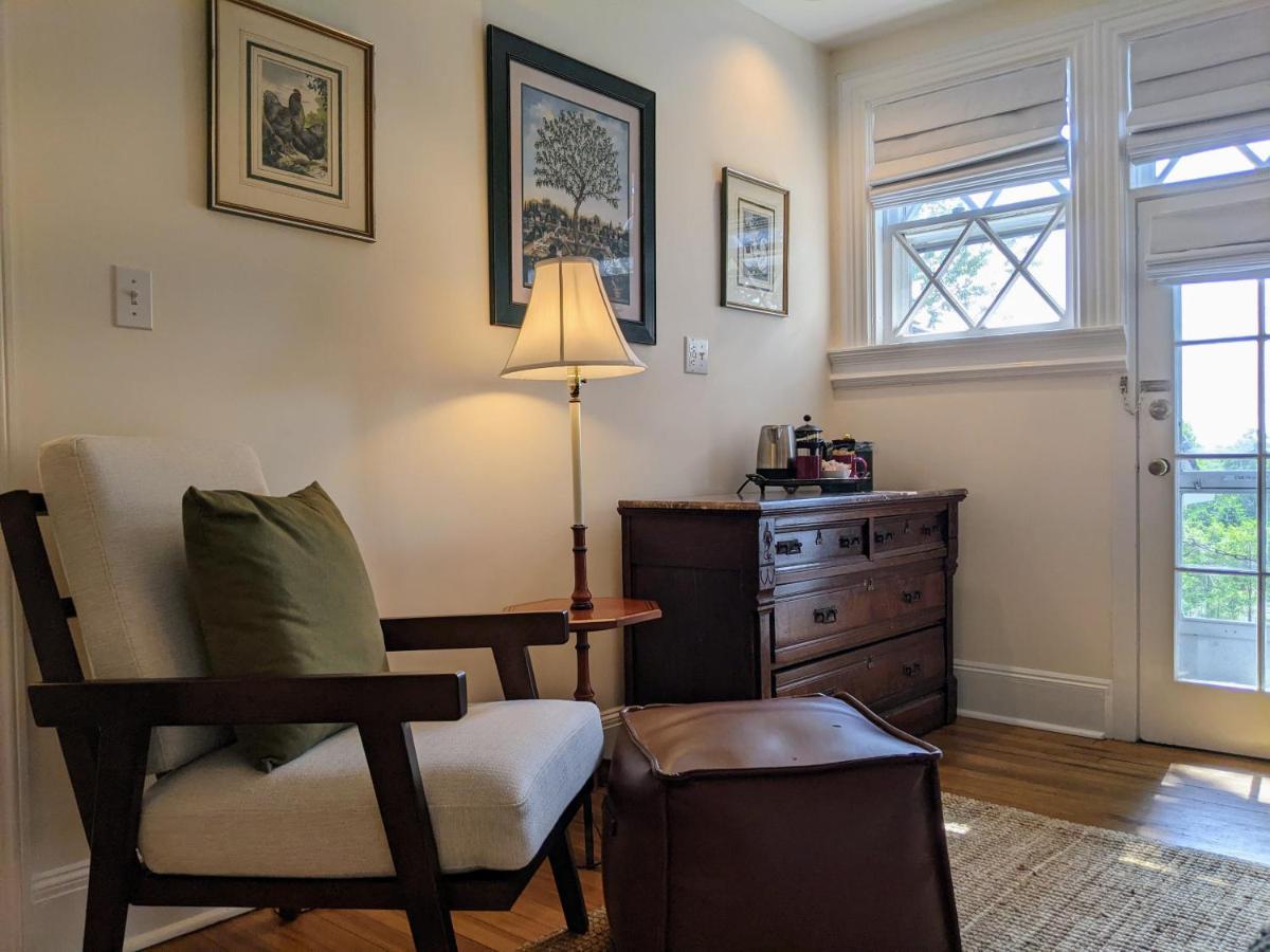 Stanton House Inn 3*